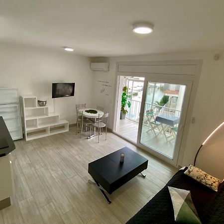 Superbe Appartement , Tout Confort, 40 M2 + 10 M2 Terrasse Empuriabrava Exterior foto